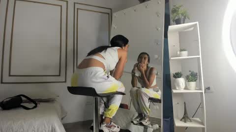 emily_gaviria1 online show from 04-09-26, 12:10