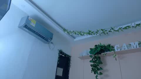 Snapshot of emily_gaviria1 chatting on 07-10-26, 12:08 emily_gaviria1 online show from 07-10-26, 12:08