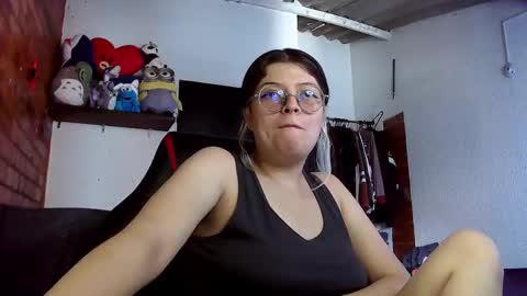 Julieta online show from 02-21-25, 04:37