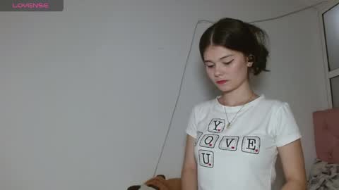 Emily littesweets online show from 04-18-26, 10:54