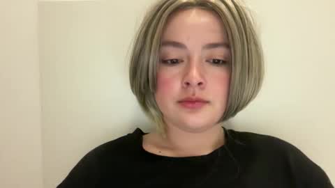 emily_morning_dew online show from 04-26-26, 03:59