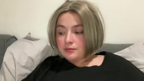 emily_morning_dew online show from 05-31-26, 06:09