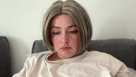 emily_morning_dew online show from 07-14-26, 01:50