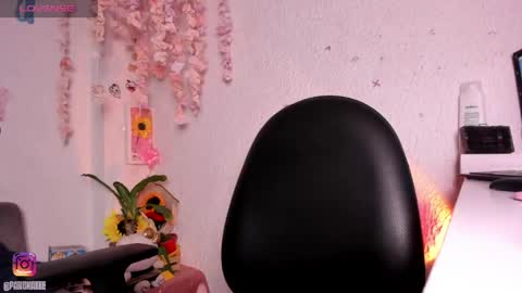 Emily online show from 05-16-26, 04:20