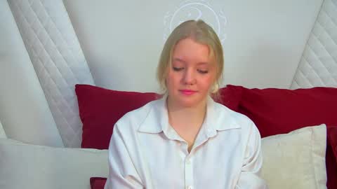 Emily online show from 12-18-25, 06:52