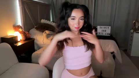emilyfawn online show from 05-25-26, 04:07