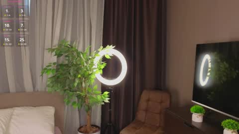 Snapshot of emilyhalden chatting on 03-30-26, 03:18 Emi online show from 03-30-26, 03:18