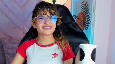 Emilyjonnes  online show from 03-13-26, 08:15