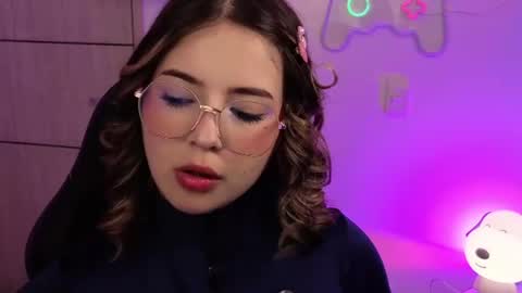 VALEEEN online show from 06-19-26, 03:16