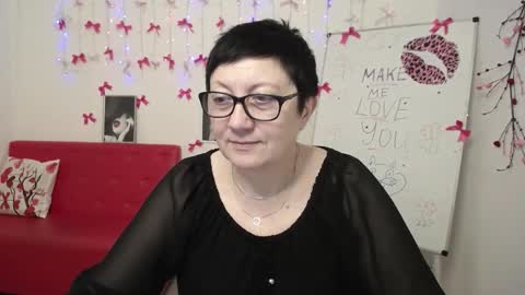 Snapshot of emilyl0vee chatting on 03-02-26, 06:37 Emily online show from 03-02-26, 06:37