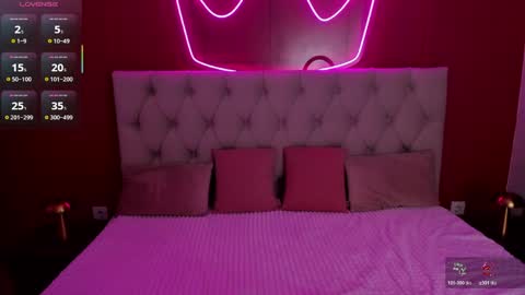 emilymagnificent online show from 05-18-26, 01:45