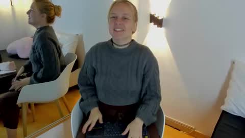 Summer 3 online show from 02-22-26, 01:09