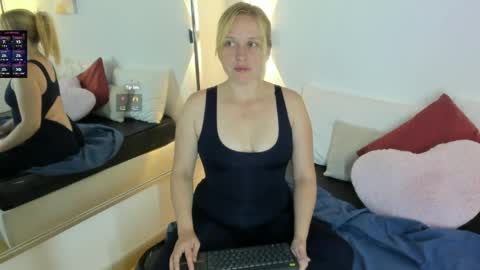 Summer 3 online show from 05-24-26, 03:50