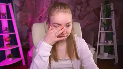  MY NAME IS Emily WELCOME EVERYONE I WILL BE HAPPY TO GIVE YOU WHAT YOU HAVE DREAMED OF FOR SO LONG online show from 03-04-26, 07:03