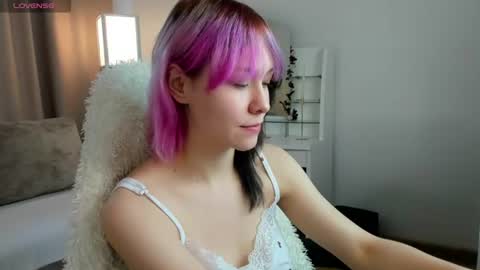 Betty online show from 07-10-26, 01:21
