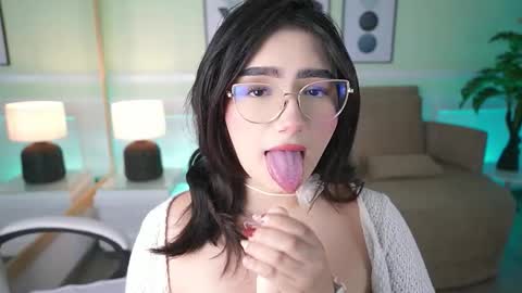 Emily Turner  online show from 02-03-26, 07:08