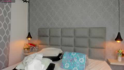 Snapshot of emilyy_r chatting on 02-27-26, 06:52 emilyy_r online show from 02-27-26, 06:52