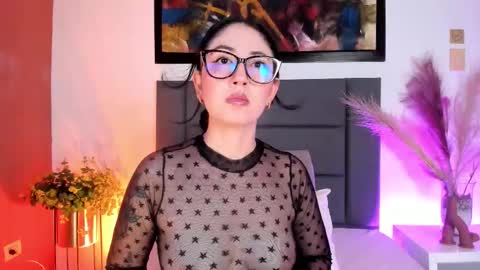 Emilyy Watson online show from 03-20-26, 12:37