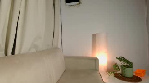 emma______1996 online show from 07-22-26, 07:22