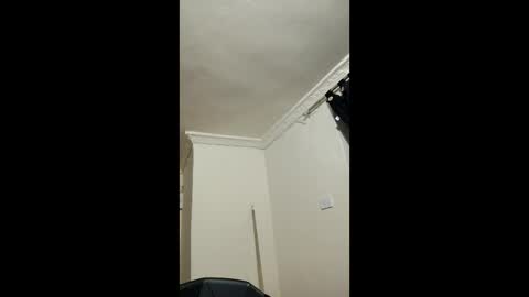 emma_and_thom online show from 03-18-26, 02:15