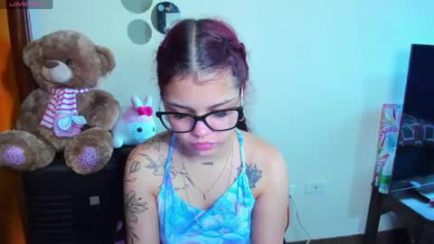 emma_boo_ online show from 05-02-26, 01:38