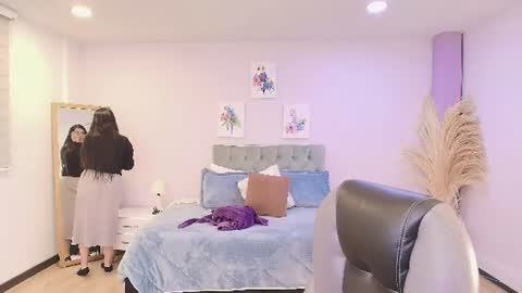 Emma online show from 06-30-26, 12:06