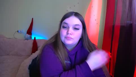 Snapshot of emma_dorn chatting on 01-14-26, 09:37 Eva online show from 01-14-26, 09:37