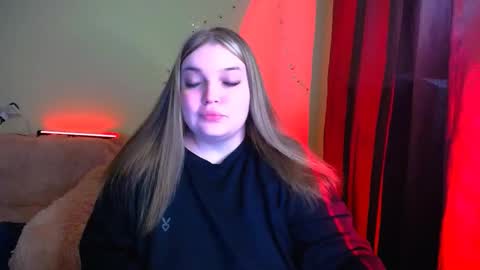 Snapshot of emma_dorn chatting on 02-06-26, 05:45 Eva online show from 02-06-26, 05:45