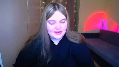 Snapshot of emma_dorn chatting on 03-27-26, 11:54 Eva online show from 03-27-26, 11:54