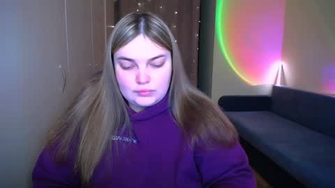 Snapshot of emma_dorn chatting on 04-04-26, 01:08 Eva online show from 04-04-26, 01:08