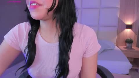 E M M A online show from 01-10-26, 02:35