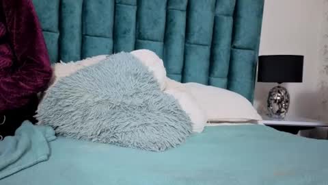 Snapshot of emma_foxi chatting on 02-01-26, 02:48 Emma online show from 02-01-26, 02:48