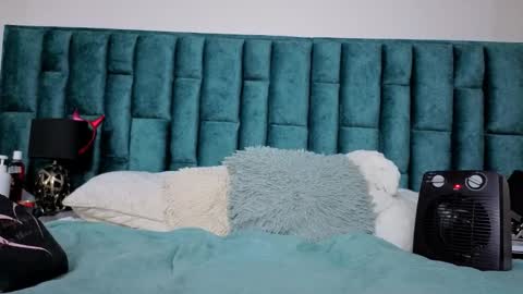 Snapshot of emma_foxi chatting on 02-18-26, 07:21 Emma online show from 02-18-26, 07:21