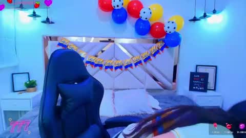 Snapshot of emma_garciaa_ chatting on 06-18-26, 03:40 emma online show from 06-18-26, 03:40
