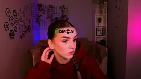 Snapshot of emma_hazell chatting on 04-25-26, 09:12 Emma online show from 04-25-26, 09:12