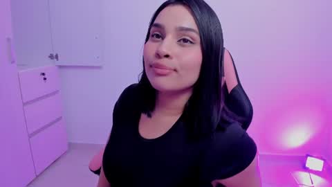 Snapshot of emma_hillton chatting on 07-15-26, 02:50 Emma online show from 07-15-26, 02:50