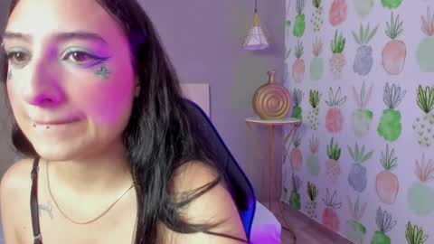 E M M A online show from 03-18-26, 02:26