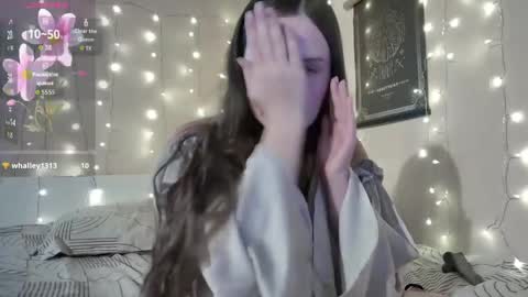 emma_just online show from 04-01-26, 08:04