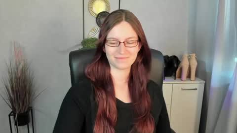 Snapshot of emma_lust94 chatting on 06-25-26, 06:07 emma online show from 06-25-26, 06:07