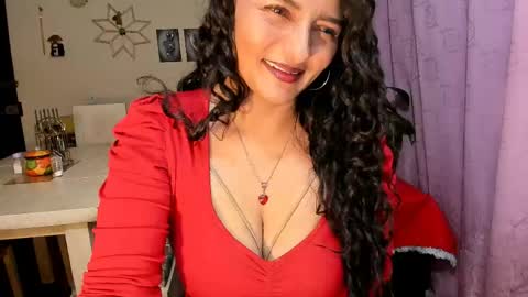  emma luxy online show from 05-17-26, 04:21