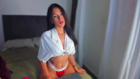 Emma INDEPENDENT MODEL online show from 02-07-25, 09:48