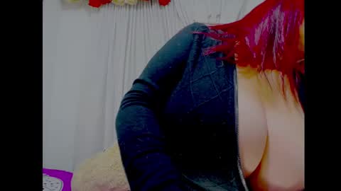emma_saenzz online show from 11-05-25, 03:17