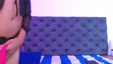 Emma... online show from 04-14-26, 12:11