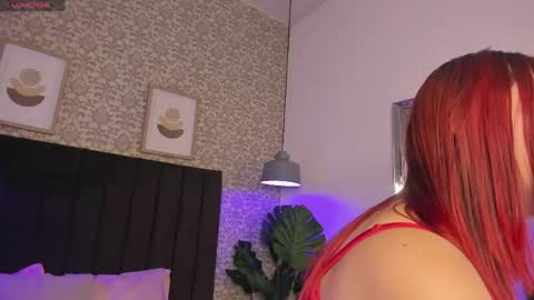 emma_velvet_ online show from 04-24-26, 01:24