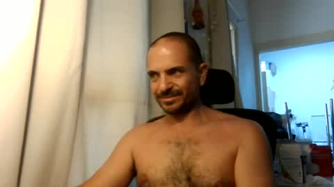 Ariel online show from 06-19-26, 09:13