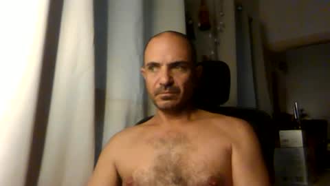 Ariel online show from 06-25-26, 03:17