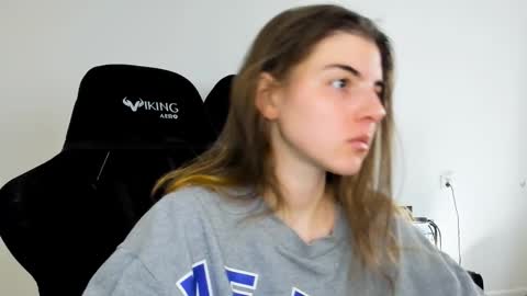 Emma online show from 11-13-25, 11:09