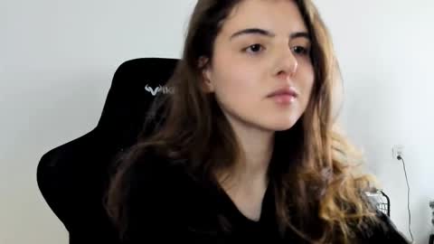 Emma online show from 01-11-26, 12:32