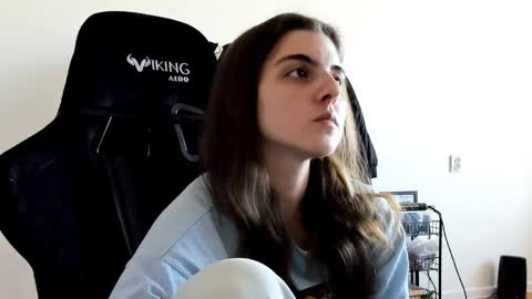 Emma online show from 04-20-26, 11:46