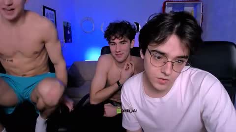 Emmi online show from 03-03-26, 01:17